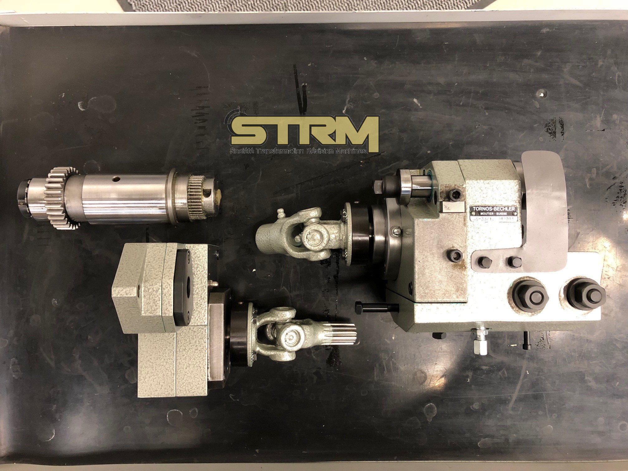 Polygon milling attachment